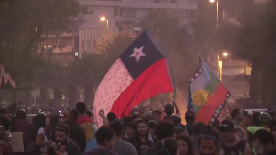 En Chile lamentan y celebran la "abstinencia" de protestar que impuso el coronavirus