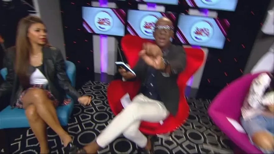 Yoani pide unos días con su familia antes de soltar la bomba