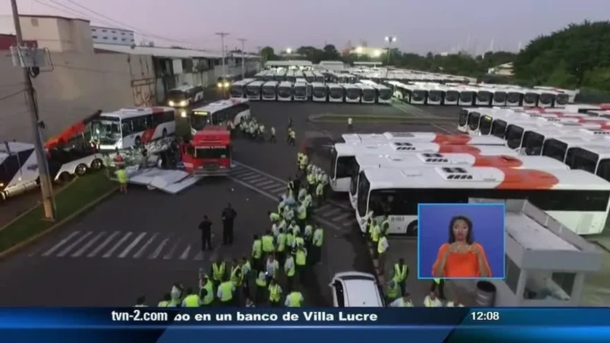 Investigan muerte de operador de MiBus