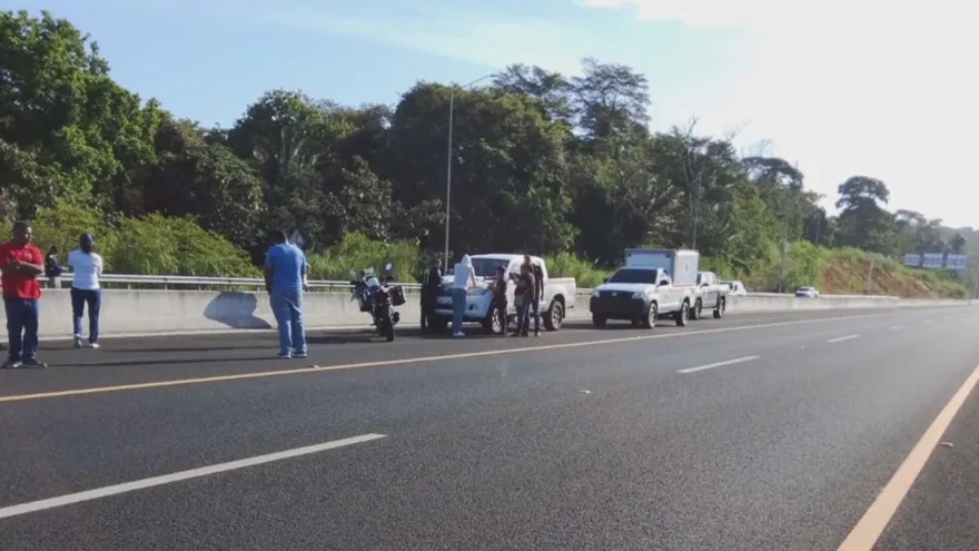 Una colisión múltiple dejó una mujer fallecida en la vía Roberto F. Chiari de Arraijpan, conocida como la ocho carriles