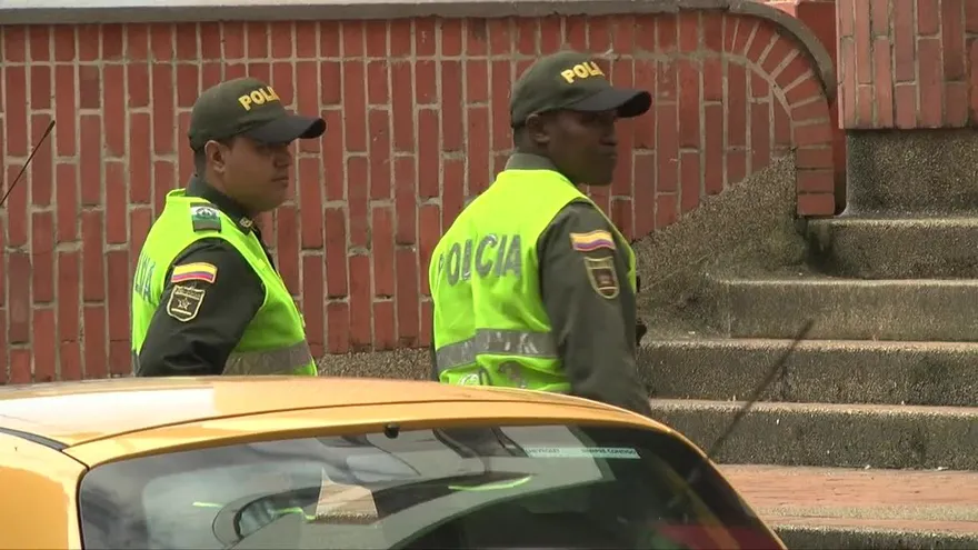 Jefe de las FARC sale del hospital y viaja a Cuba