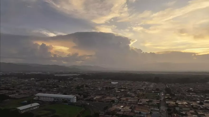 Se esperan lluvias para este viernes en diversas regiones de Panamá.