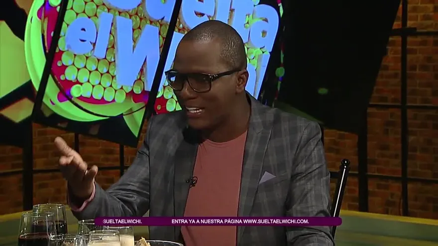 Akim en el Buffet de Suelta El Wichi