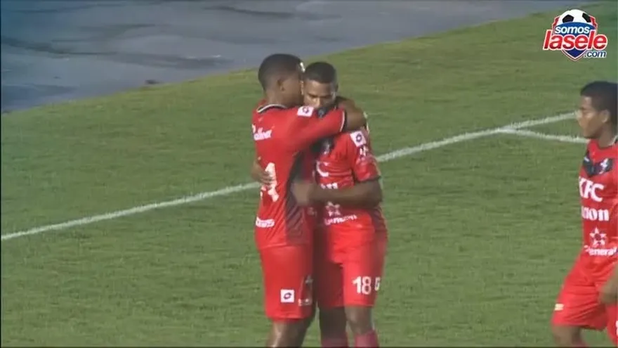 Johnny Ruíz empata el juego, Tauro 1-1 San Francisco / Medio