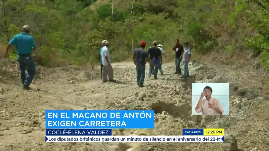 Campesinos de El Macano protestan por mal estado de las calles