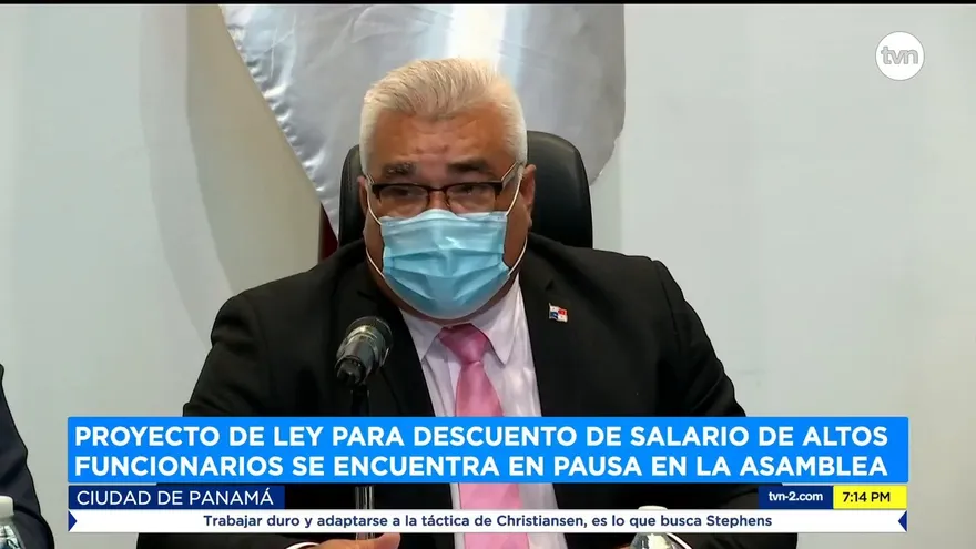 Proyecto que establece descuento de salario a altos funcionarios está ‘en pausa’