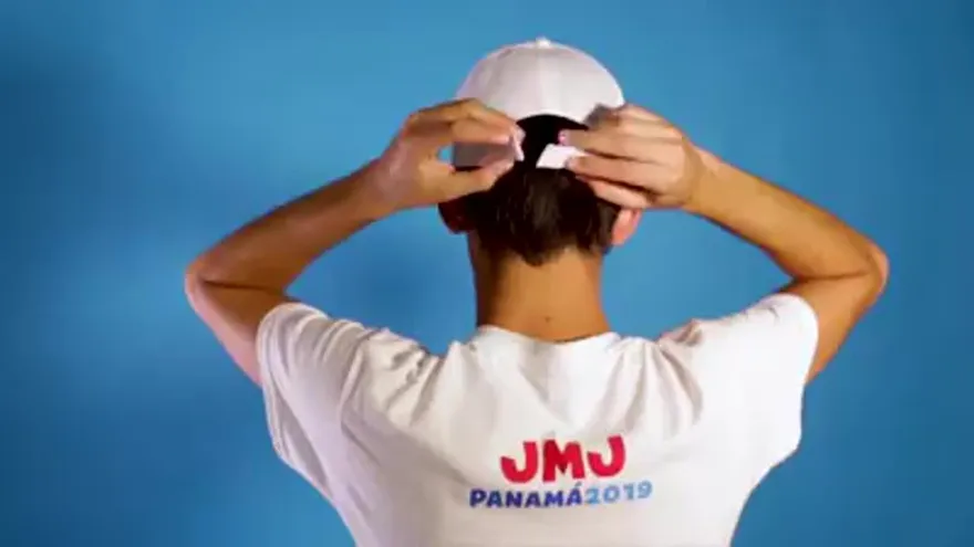 Presentan artículos que conforman el Kit del Peregrino