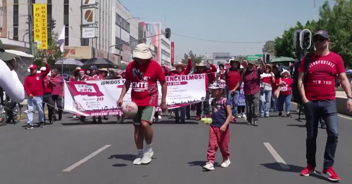 Maestros de México amenazan con protestas durante el Mundial-2026
