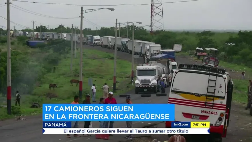 Transportistas panameños varados en la frontera entre Nicaragua y Costa Rica