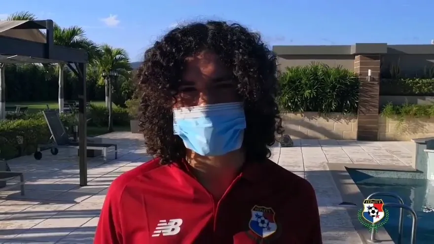 Juan David Tejada en modo aprendizaje con la Sele