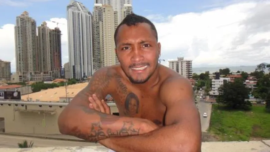 "Chemito" Moreno espera respuesta de la AMB sobre revancha