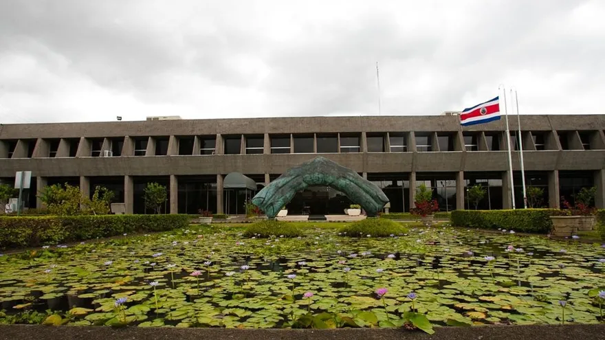 Observadores llegan a Costa Rica para segunda vuelta presidencial