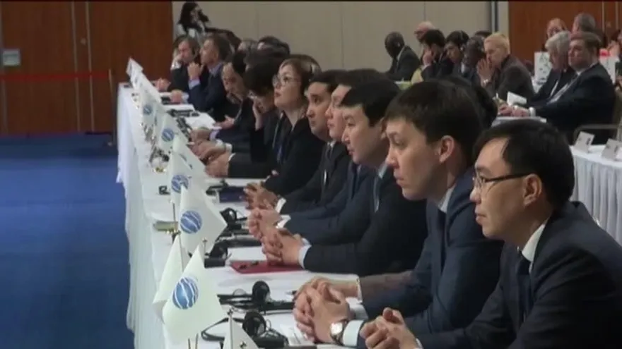 España espera formar Gobierno para confirmar su participación en la EXPO de Astaná