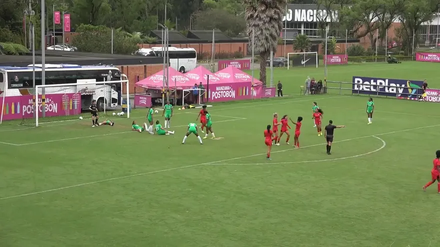 Resumen selección femenina: Panamá 2-1 Atl Nacional de Medellín