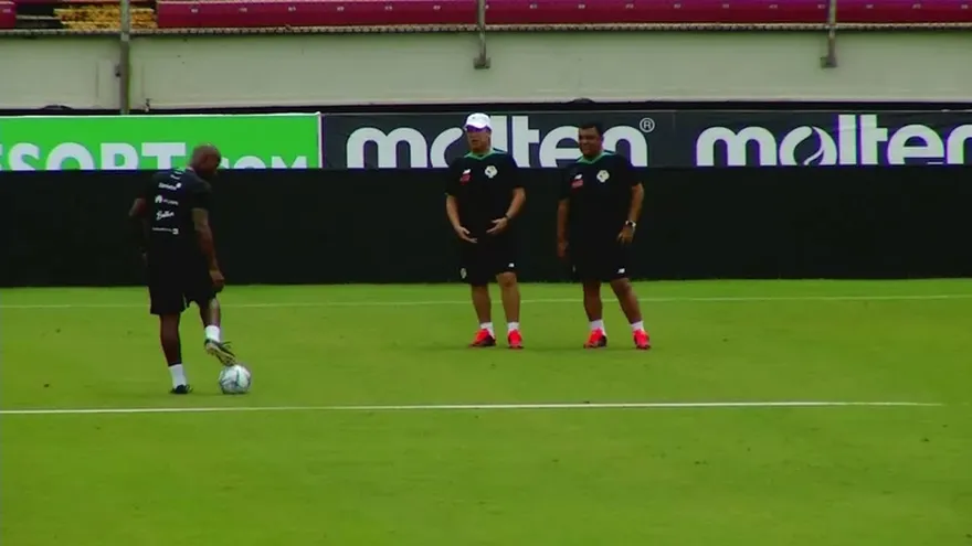 Sele entrena para encuentro con Jamaica