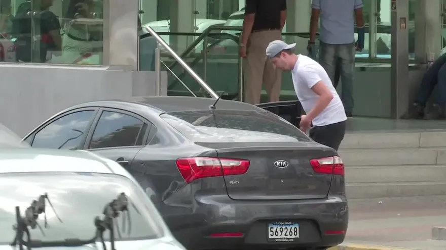 La realidad del servicio Uber y los taxis