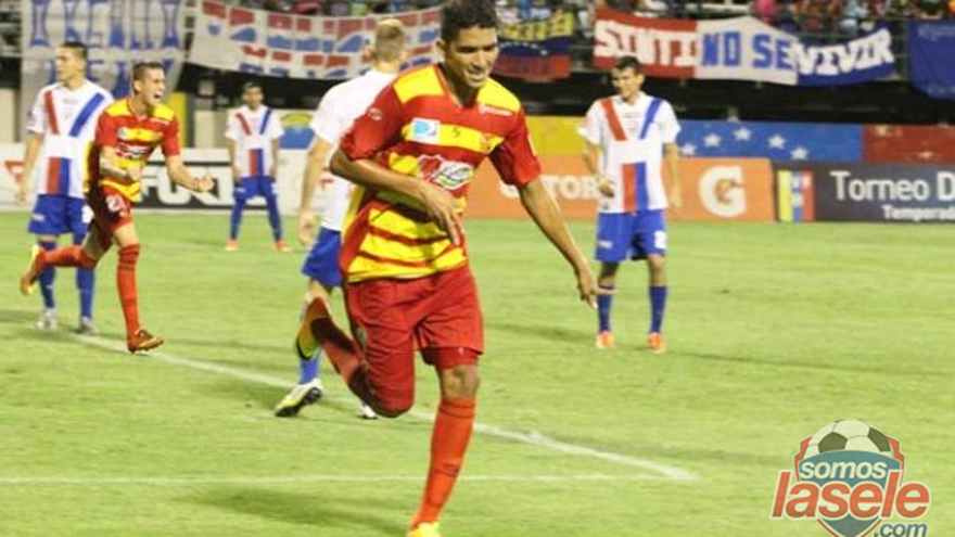 Gol de Edwin Aguilar da triunfo al DANZ