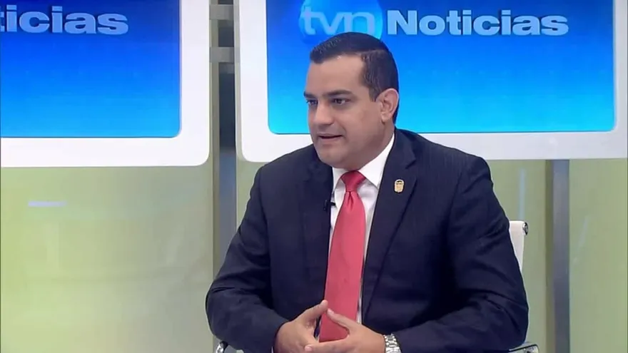 Luis Ernesto Carles, Ministro de trabajo