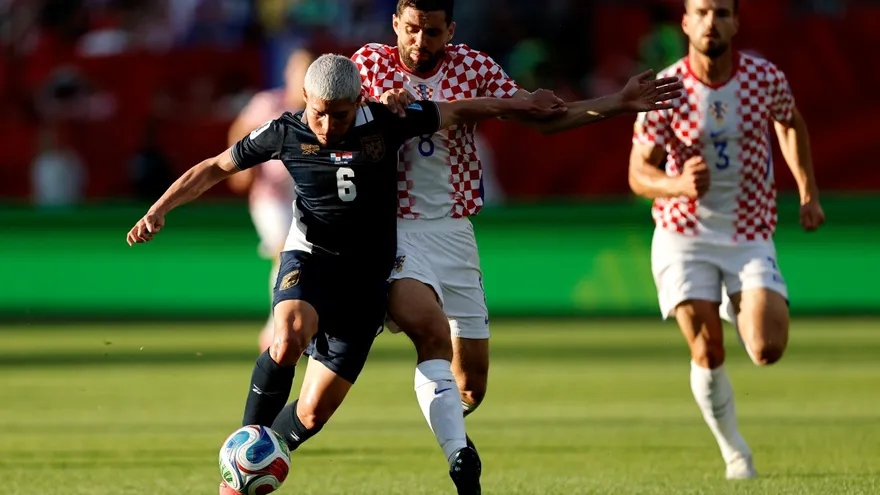 Cristian Martínez jugador de la selección de Panamá ante Croacia