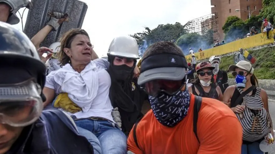Protestas en Caracas este miércoles 10 de mayo.