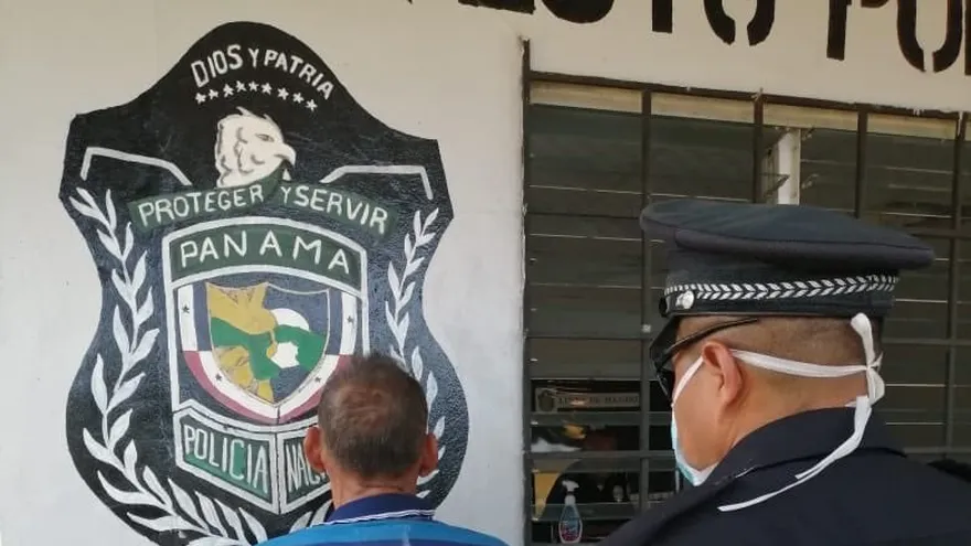 Detienen a 499 personas incumpliendo toque de queda