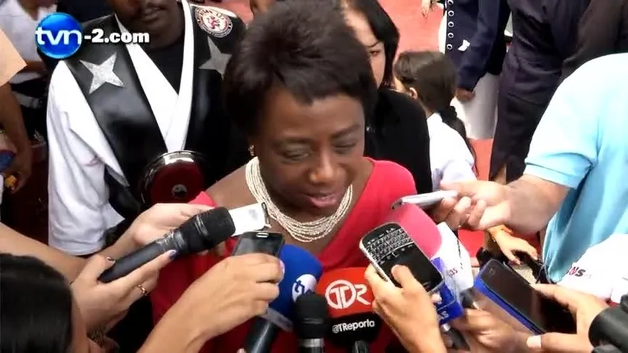 Molinar acudirá hoy a negociaciones con docentes