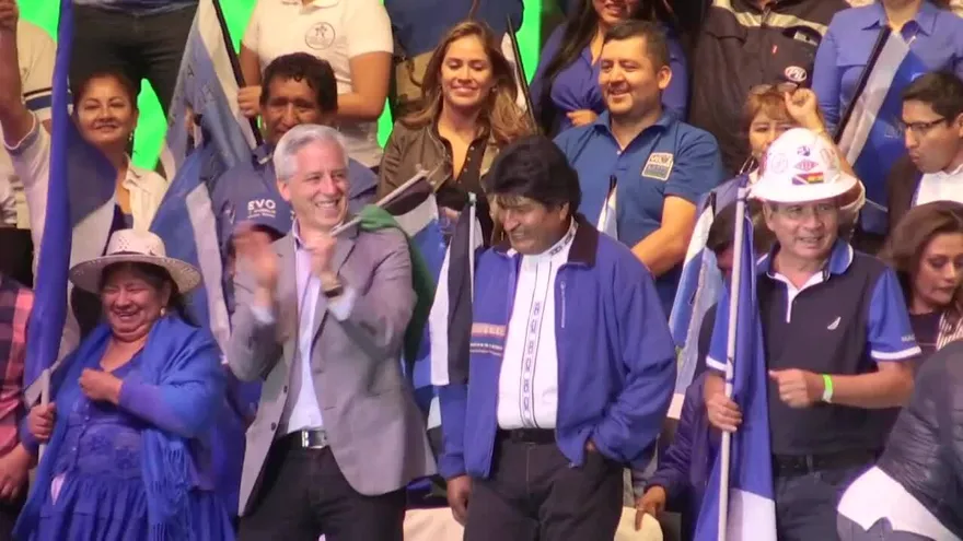 Demostraciones de fuerza en cierres de campaña en Bolivia