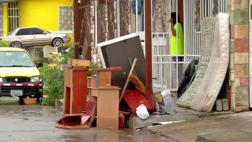 Afectados por inundaciones se recuperan