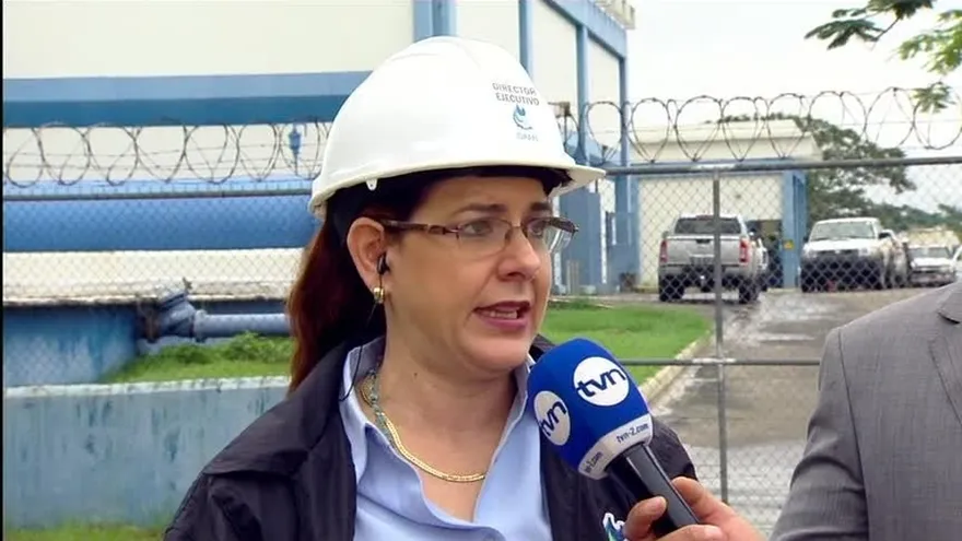 Continúan trabajos para restablecer suministro de agua en la capital