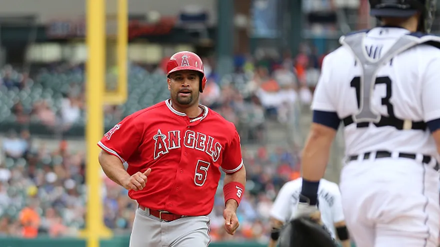 Albert Pujols se encargó de las carreras de los Angelinos