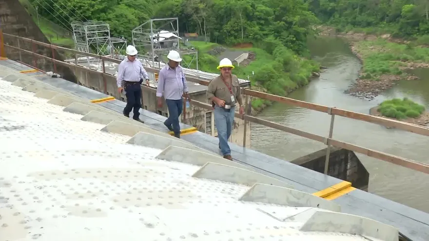 Realizan trabajos preventivos en represa de Madden v