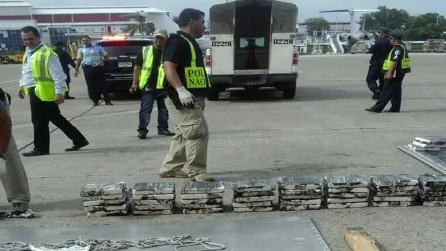 Incautan millonario cargamento de droga en Aeropuerto de Tocumen