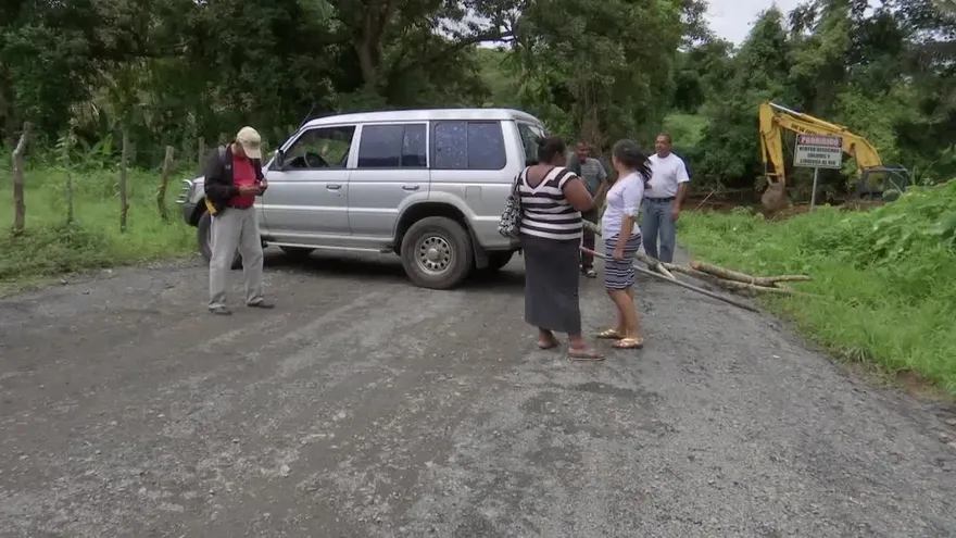 Tras inundaciones cierran calle en Bique de Arraiján