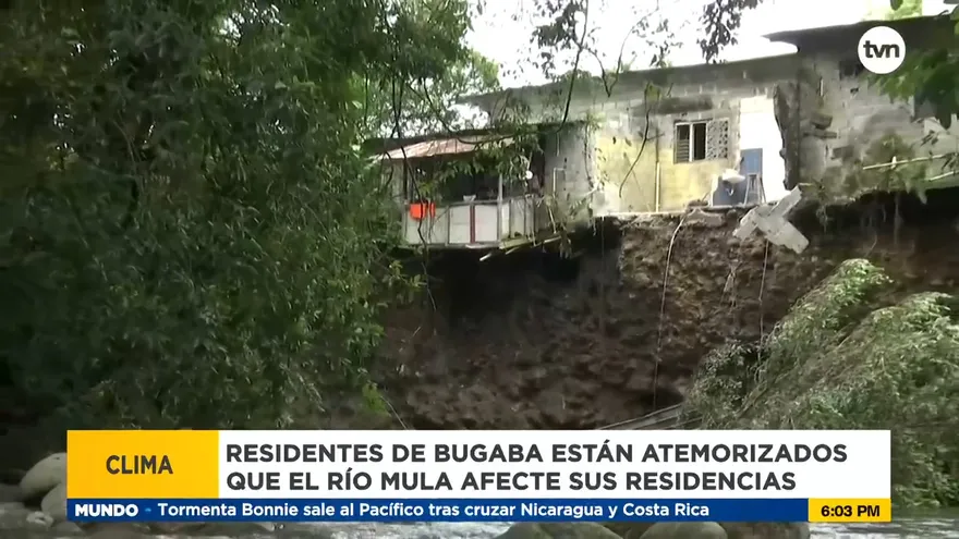 Varias familias afectadas por crecida del río Mula