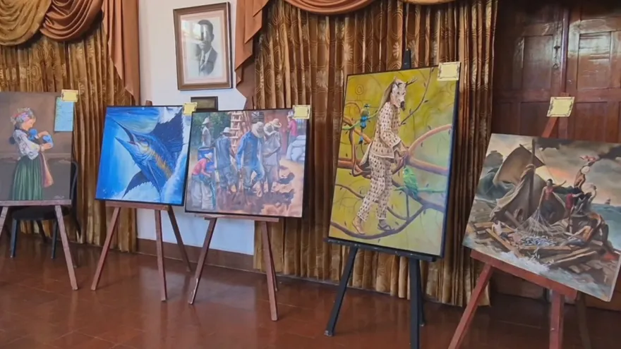 Exposición de arte en Coclé resalta talento juvenil y avanza proyecto de la Escuela de Bellas Artes.