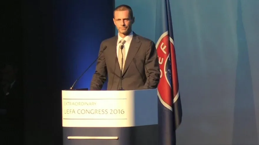 Aleksander Ceferin sucede a Platini al frente de la UEFA