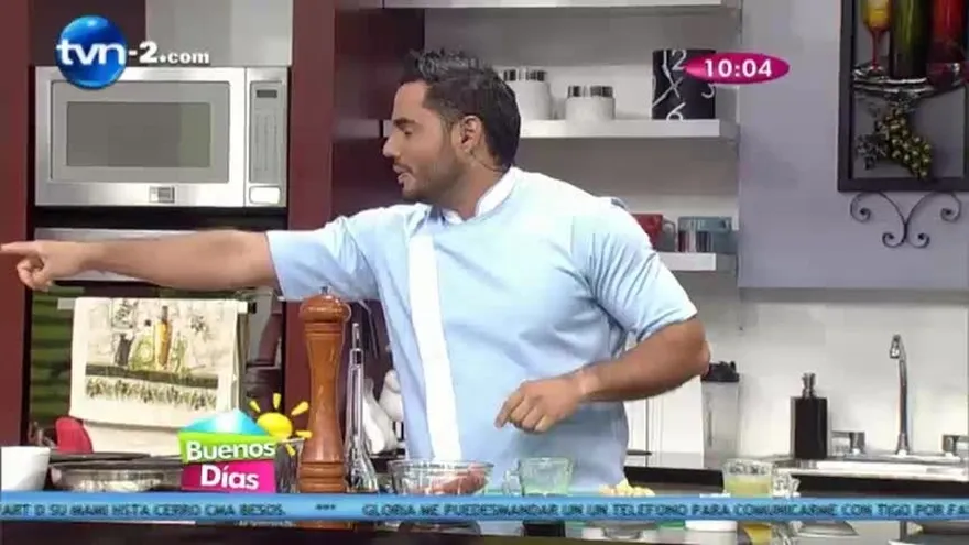 Medallones de cerdo en salsa de hongos y mostaza