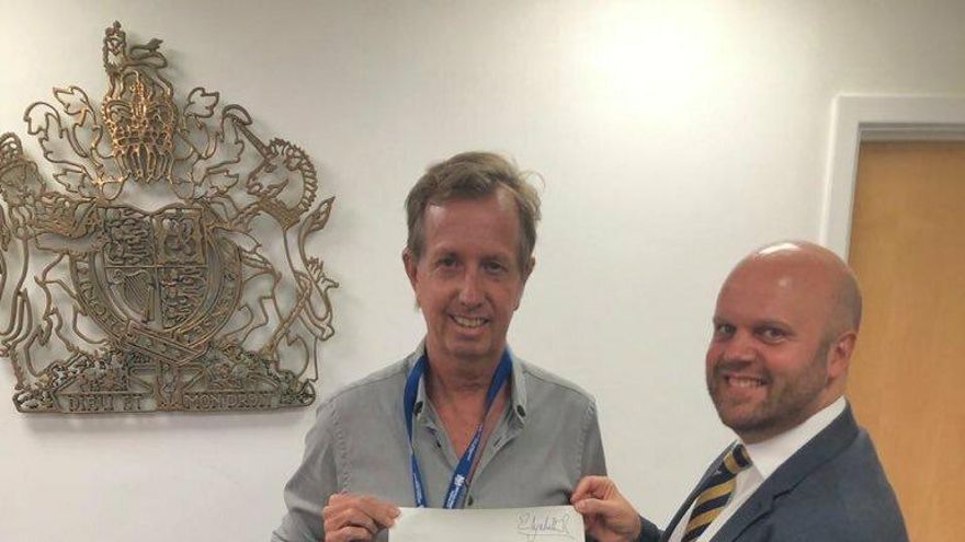 Realeza británica hace nombramiento especial a Gary Stempel