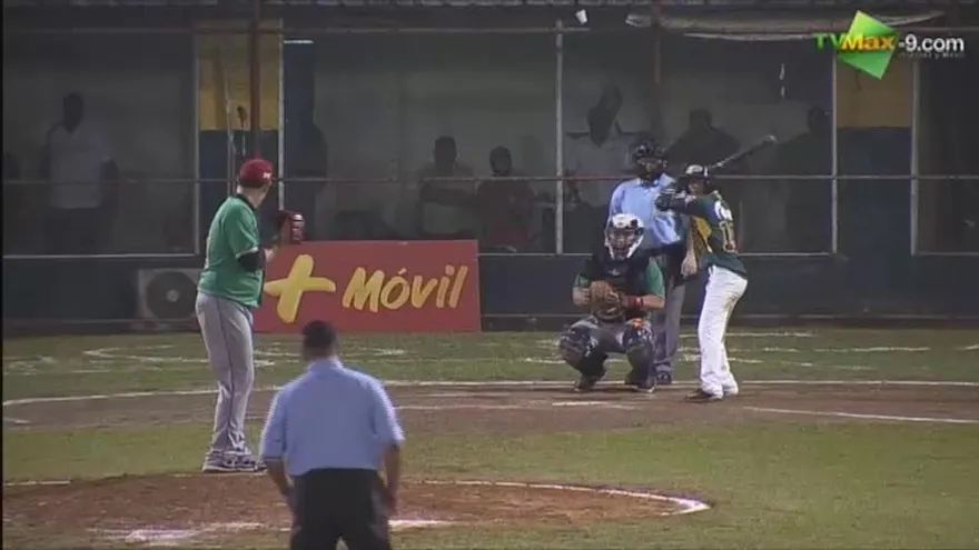 Jugada impecable puso otra carrera para Bocas del Toro