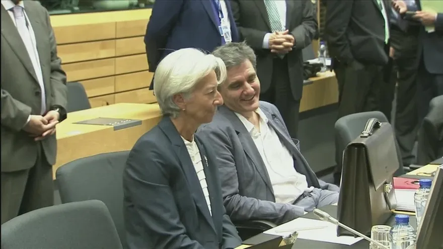 Grecia pide oficialmente una nueva ayuda al FMI