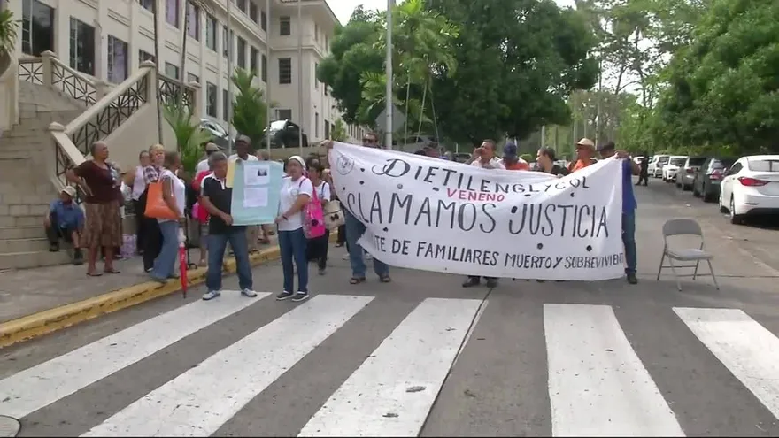 Víctimas de dietilenglicol exigen respuestas a la Corte Suprema de Justicia