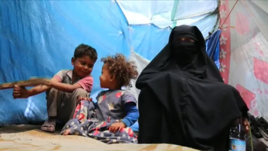 Vivir en un campamento en Yemen, donde 2 millones de personas han sido desplazadas por el conflicto