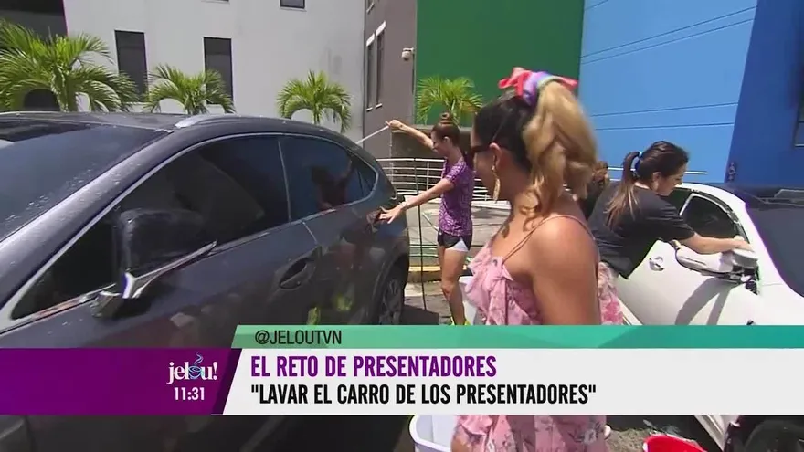 ¡Lavar autos, todo un reto para los presentadores!