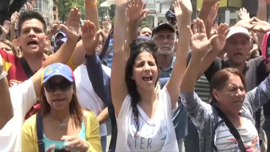 Noticiero AM 21 de abril del 2017 - Bloque 3