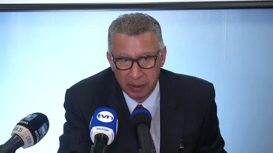 Buscan poner orden en la compra de medicamentos en la CSS