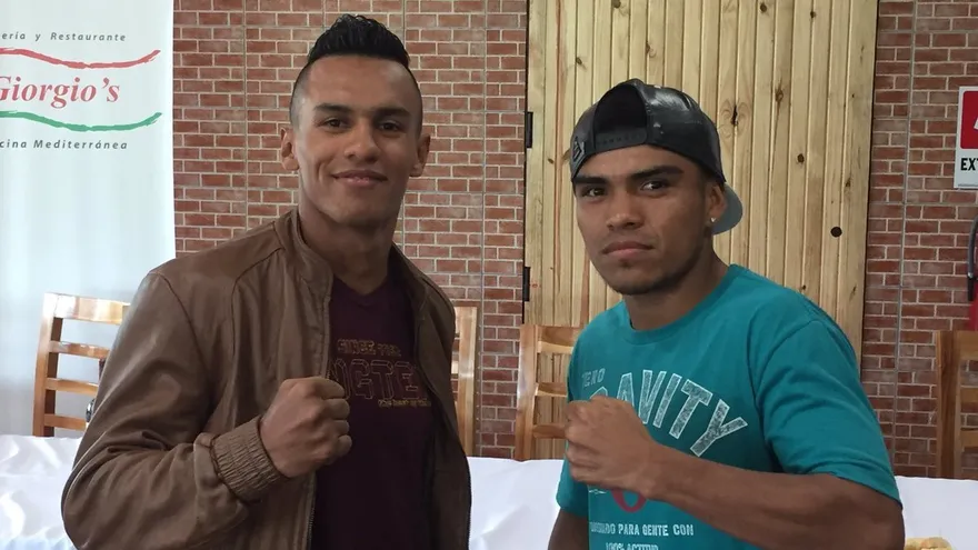 "La Roca" De Gracia (i) ve imposible una derrota ante "El Búfalo" Sánchez.