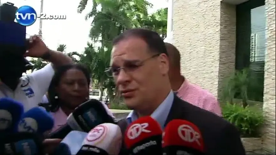 Expectativa por allanamiento a residencia Moncada