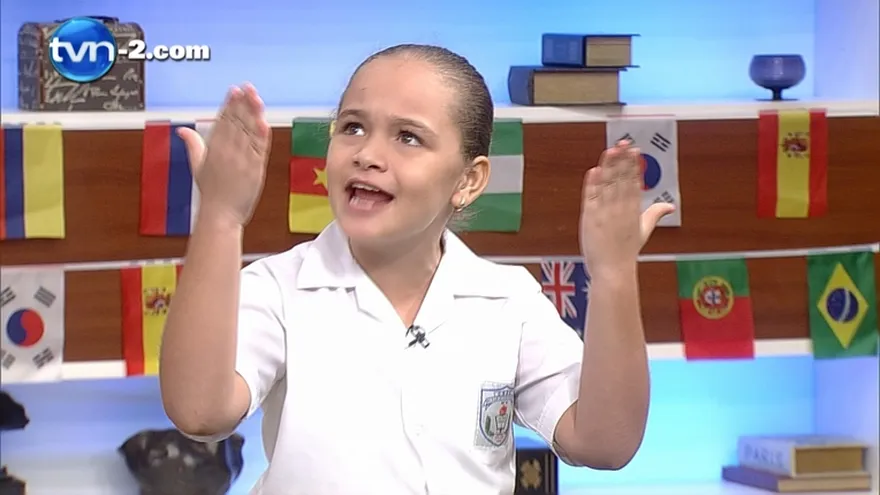 Presentaciones Mini Orador - Ronda 2 Tema El reciclaje Yennifer Cortés