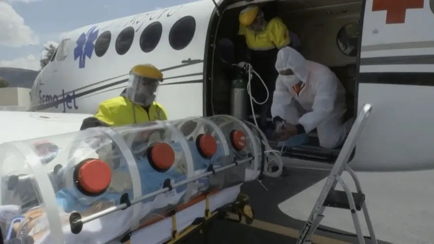 De turistas a enfermos de covid-19, el avión que salva vidas en Perú