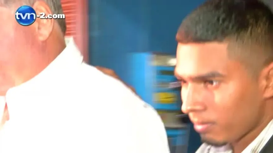 Inicia audiencia por pinchazos telefónicos